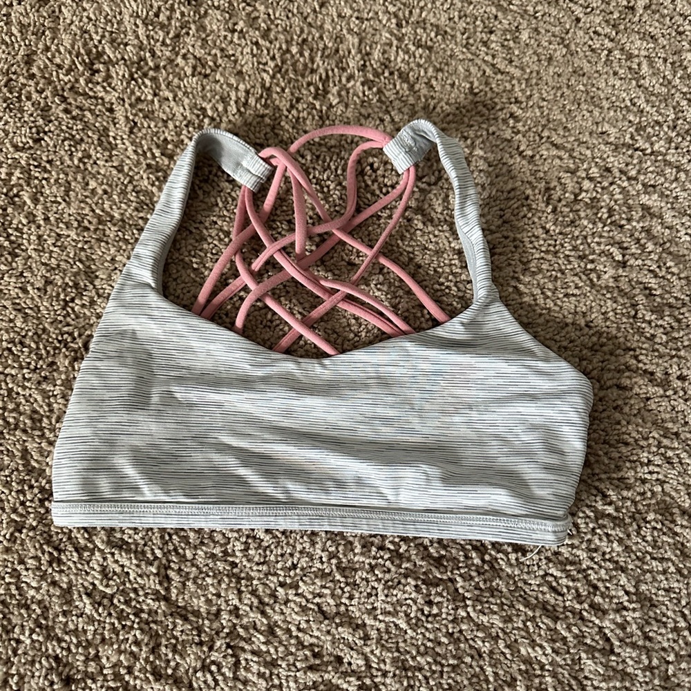 Size 4 lulu bra